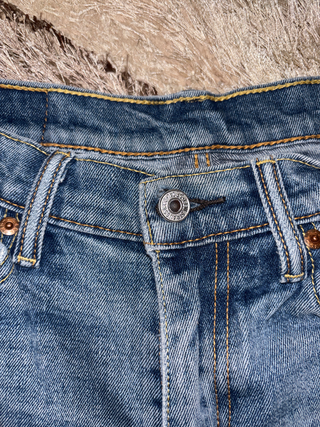 Levi’s Original Regular Fit Jeans