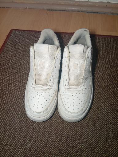 Nike court vision Low white shoe